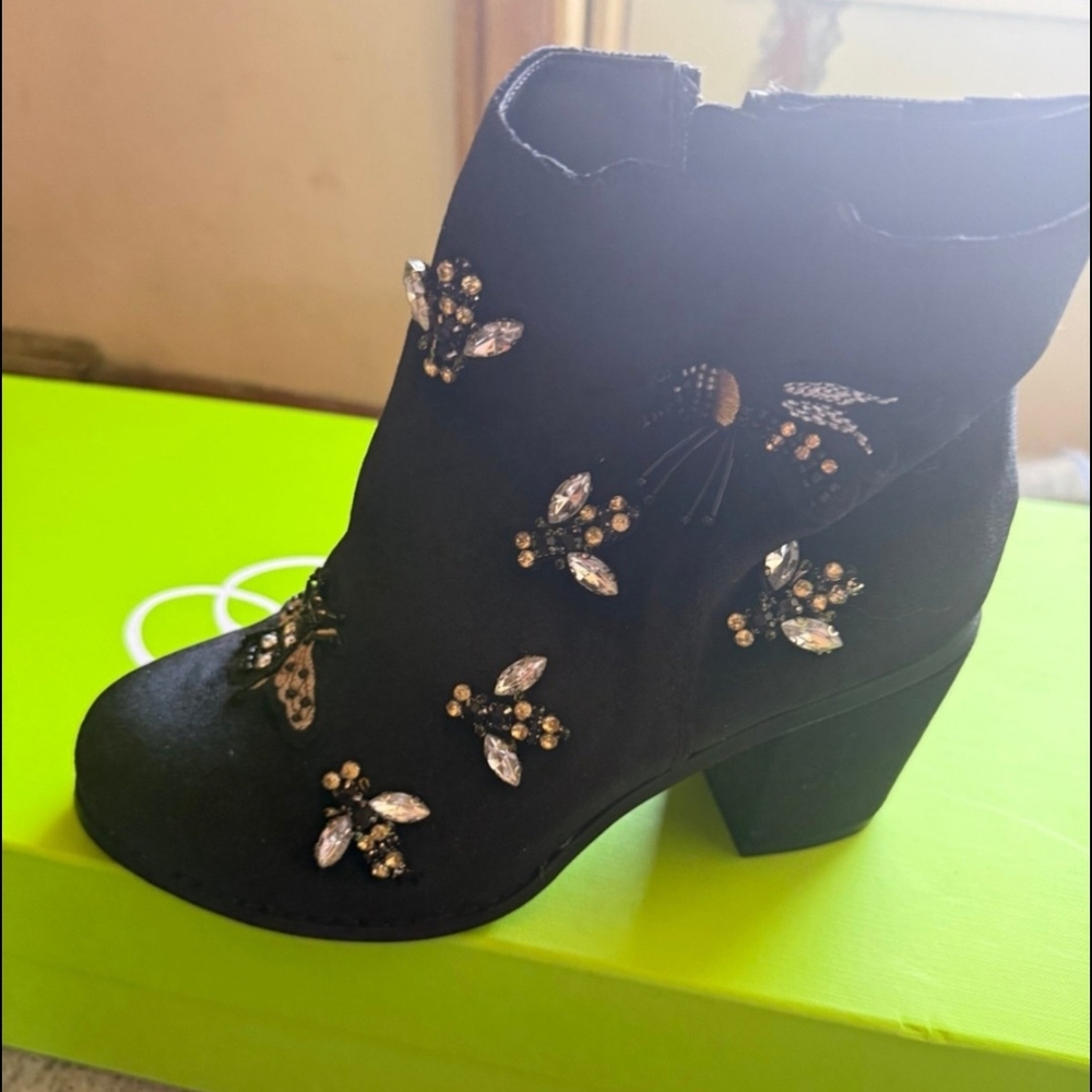 Torrid Black Embellished Honeybee Boots